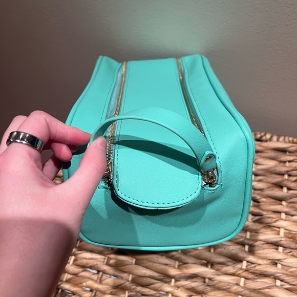 TRULY Mint Green Cosmetic Bag - Picture 4 of 5
